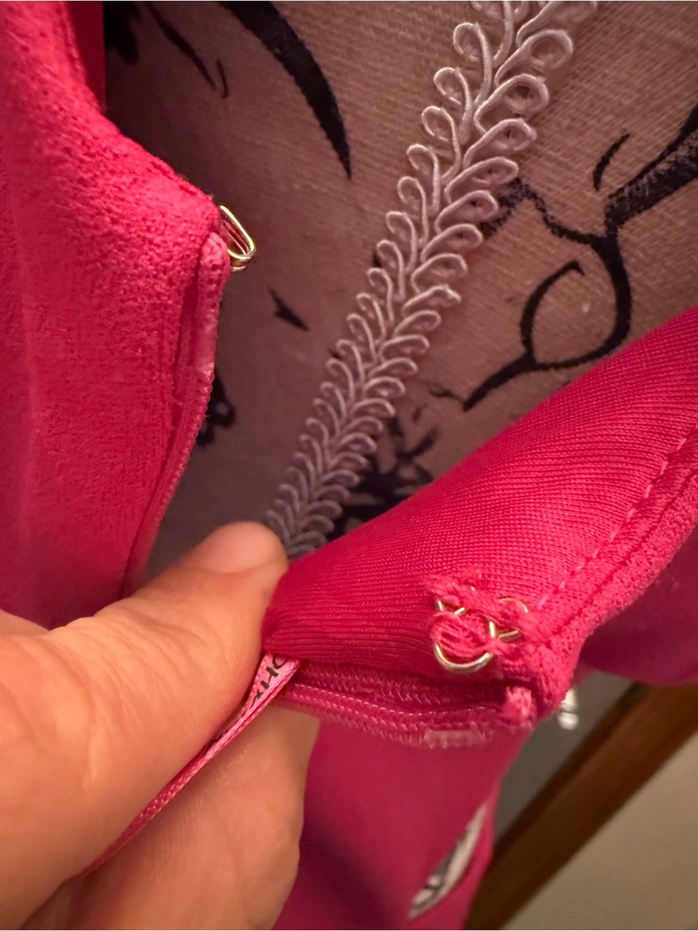 Betsey Johnson -Pink Open Back Dress Size 10 Cocktail Wedding Guest Fuchsia EUC - Picture 13 of 15